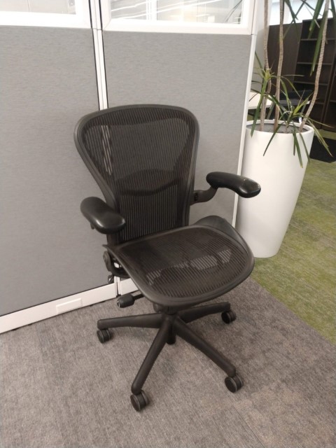 C61550 - Herman Miller Aeron Office Chairs