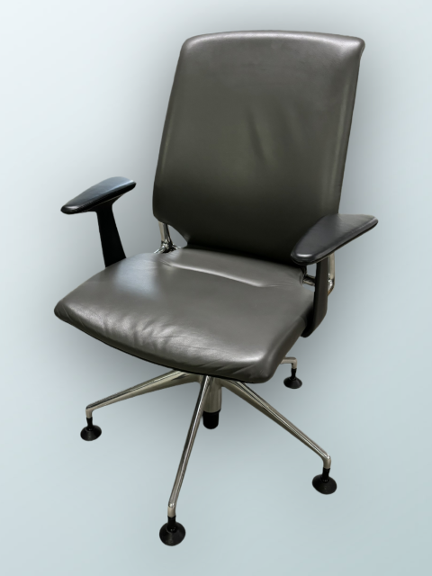 C61923 - Leather Vitra Meda 2 Chair